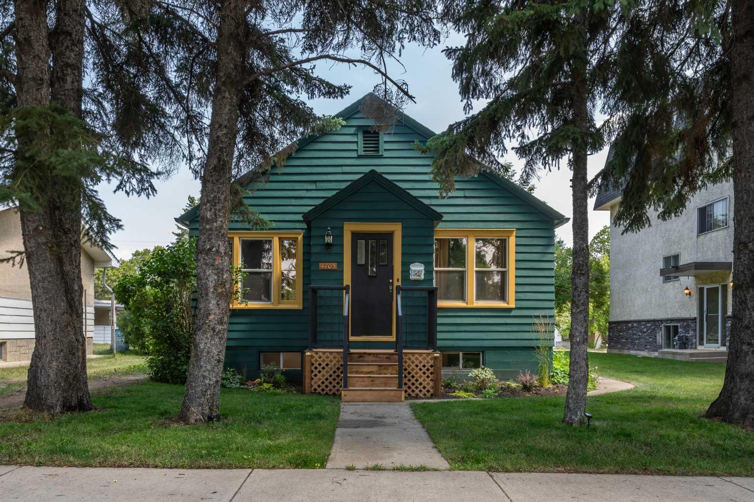 , Camrose, AB T4V 1J4