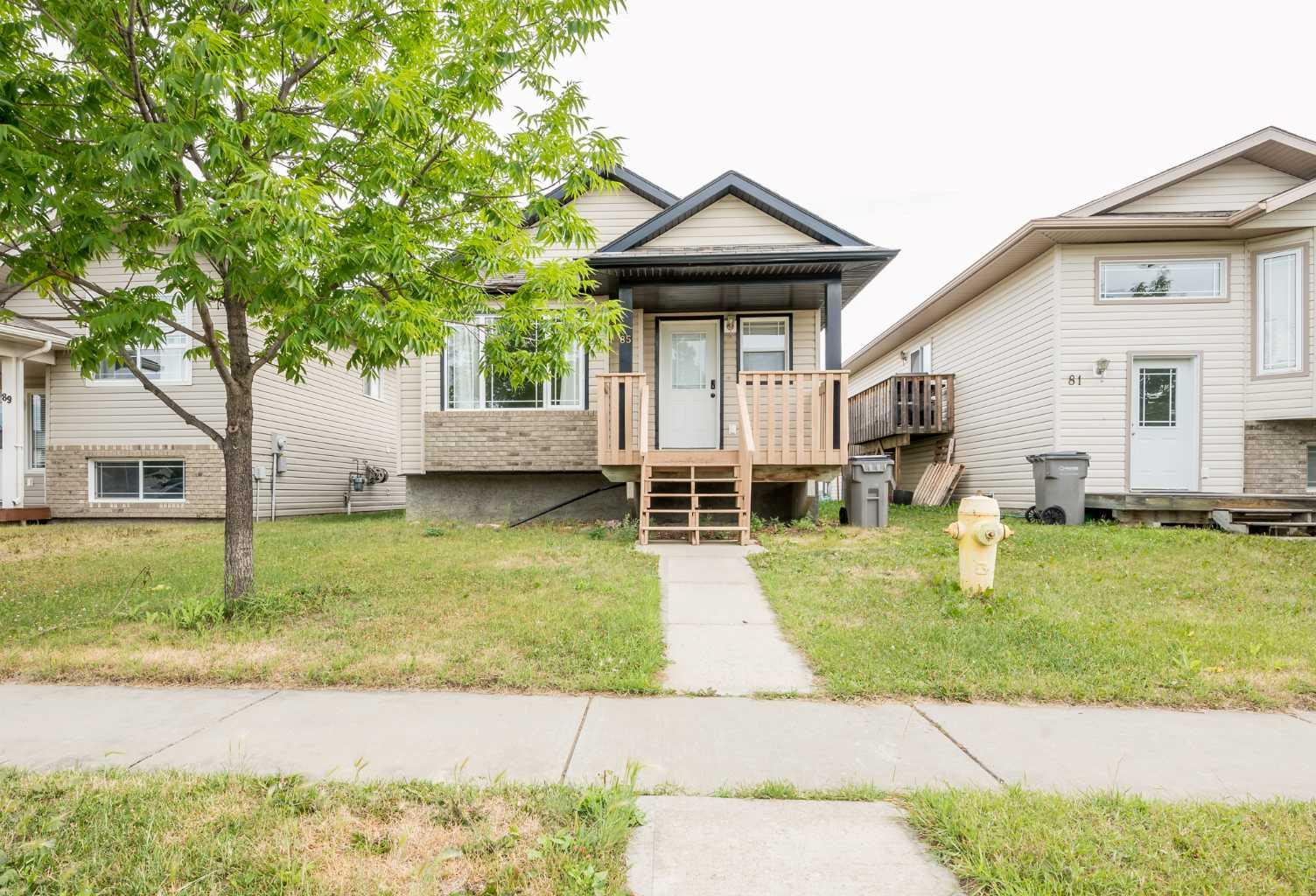 85 Pinnacle Xing, Grande Prairie, AB T8W 2X4