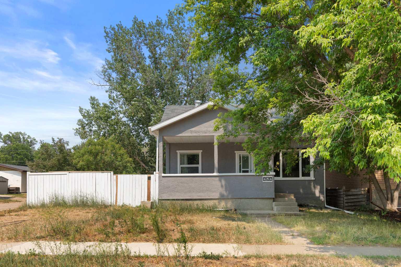 12 Street Se Unit 454, Medicine Hat, AB T1A 1V8