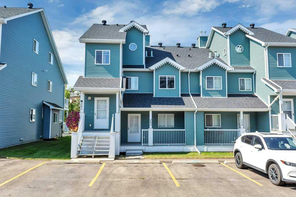 5220 50a Avenue Unit 201, Sylvan Lake, AB T4S 1E5