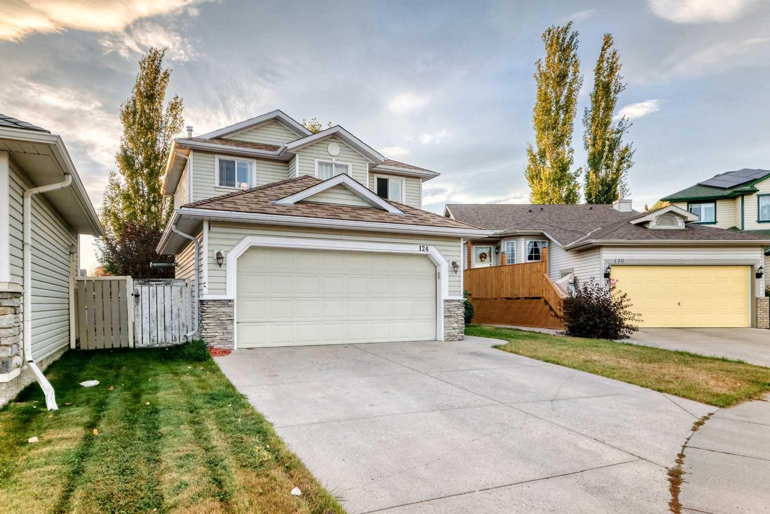 124 Creek Gardens Close NW, Airdrie, AB T4B 2R5