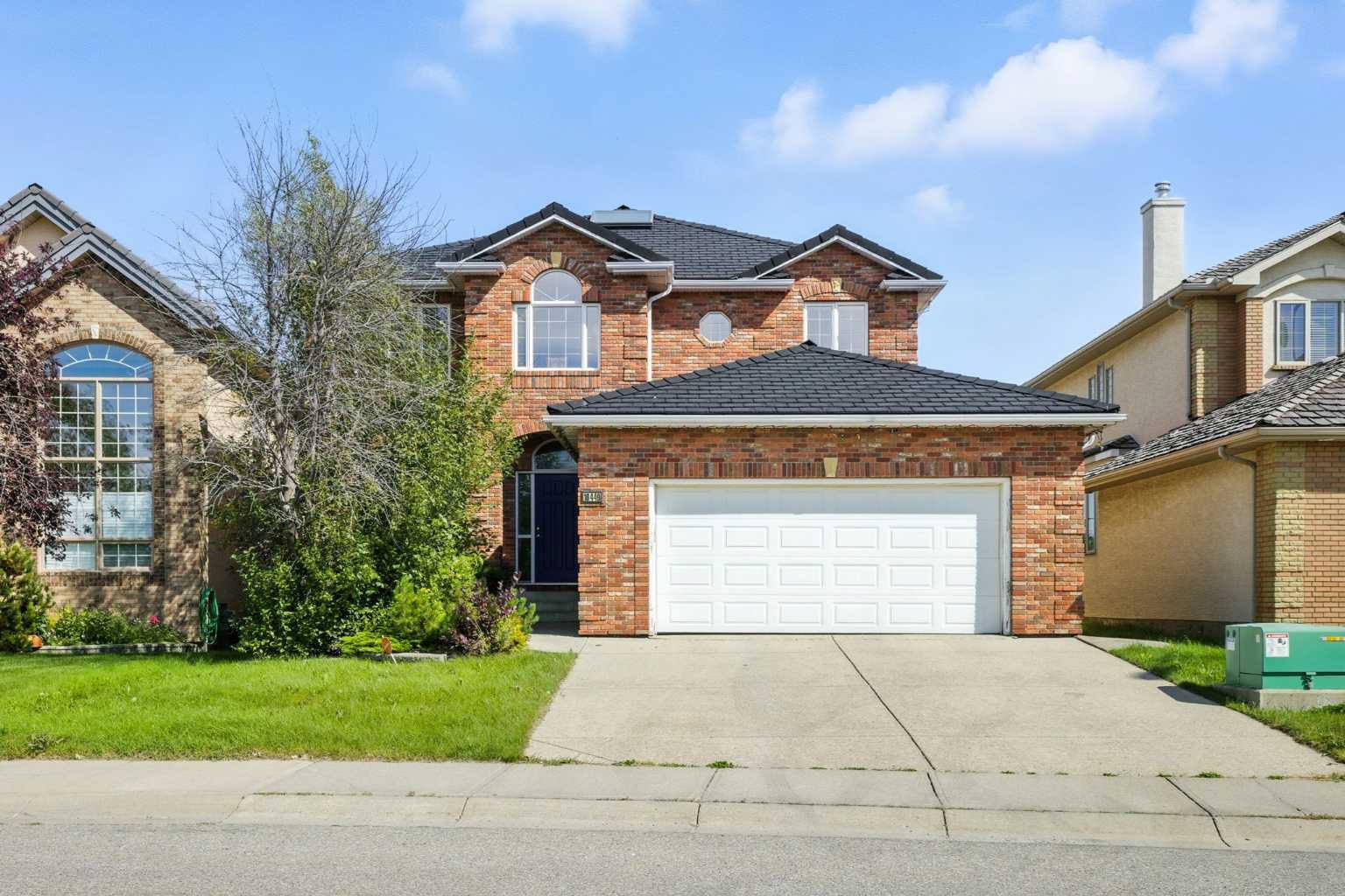 10449 Hamptons Blvd NW, Calgary, AB T3A 6A3