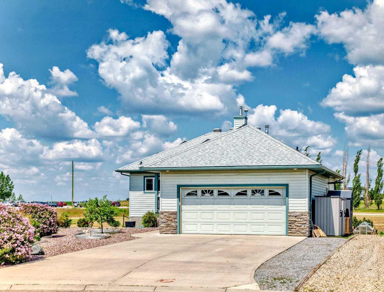 14 Wyndham Park Vw, Carseland, AB T0J 0M0