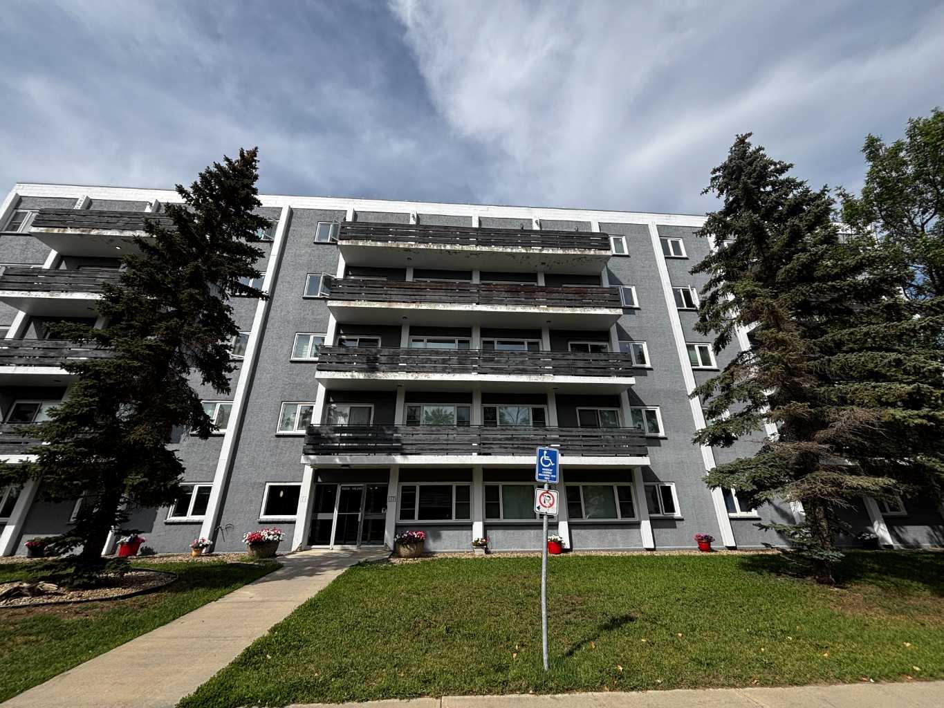 10230 106 Avenue Unit 501, Grande Prairie, AB T8V 5G8