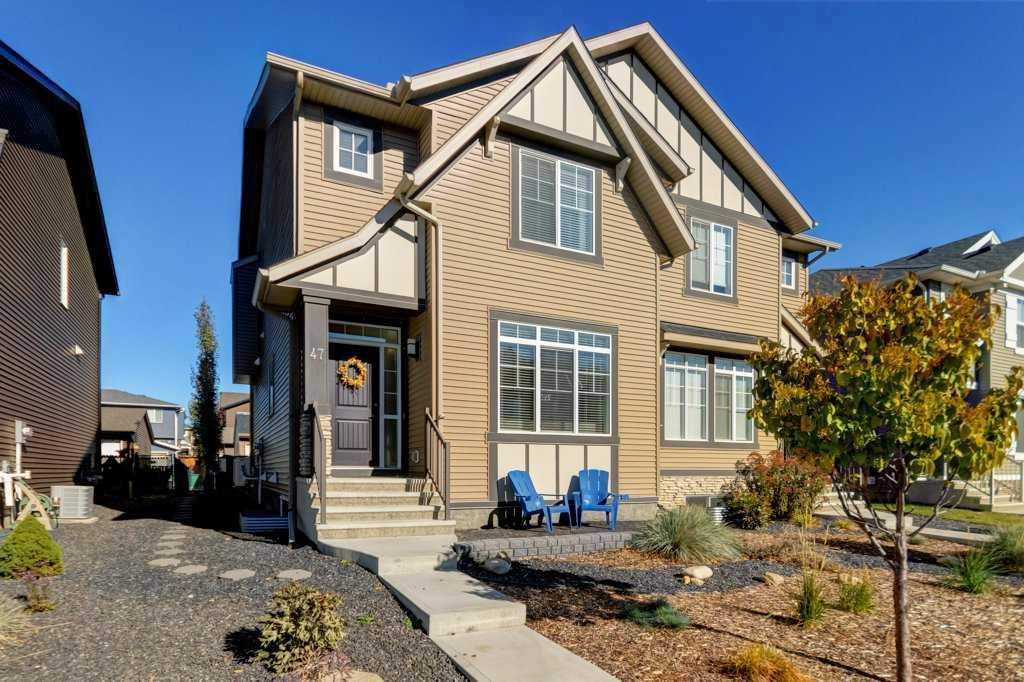 47 Willow Cres, Okotoks, AB T1S 5S1