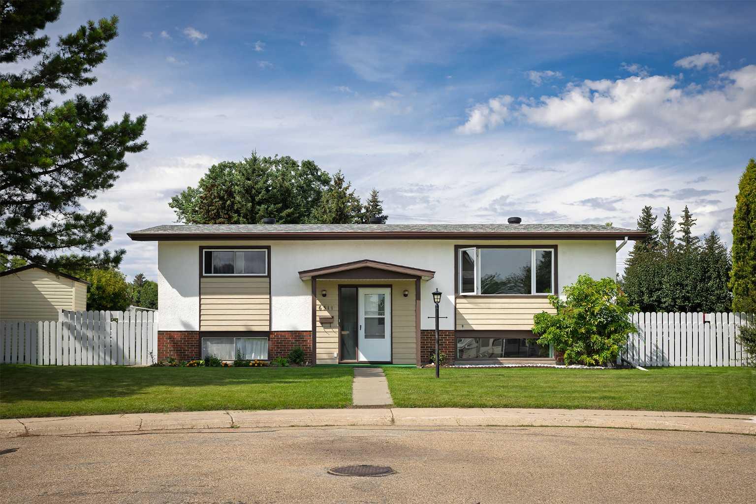 45 Avenue Unit 6511 #a, Camrose, AB T4V 0C8