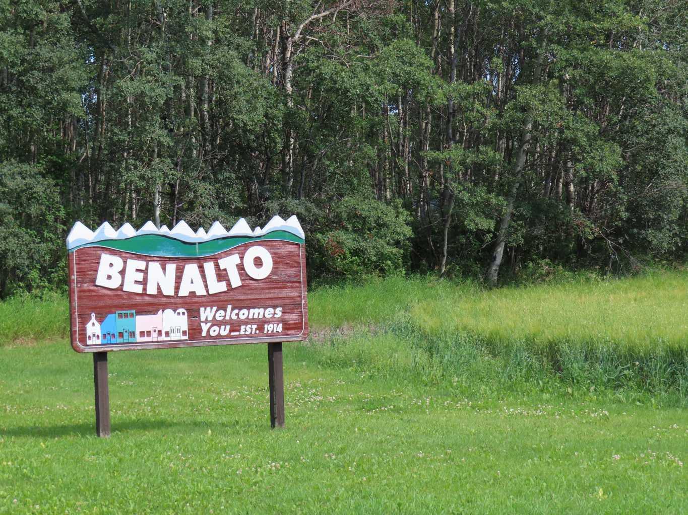 48 Street 53 Ave, Benalto, AB T0M 0H0