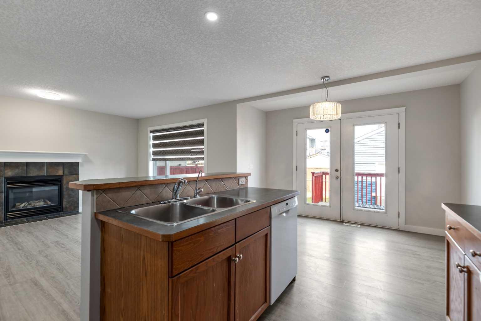 124 Saddlecrest Blvd NE, Calgary, AB T3J 5E9