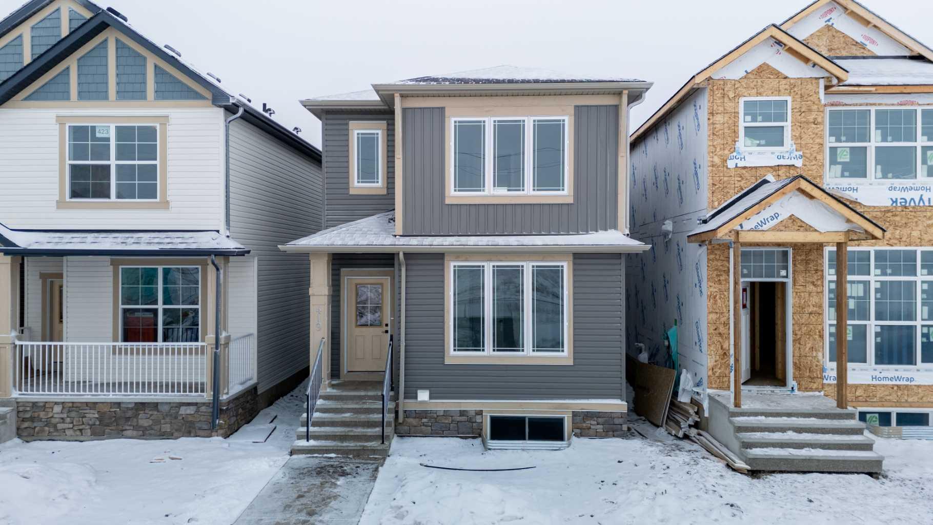 419 Hotchkiss Mnr SE, Calgary, AB T3S 0N3
