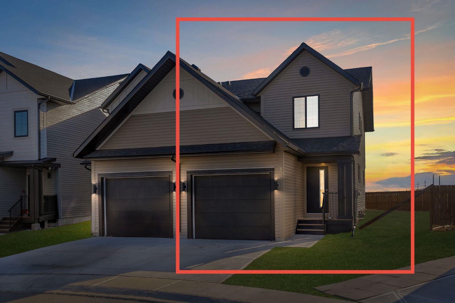 800 S Point Heath SW, Airdrie, AB T4B 5M7