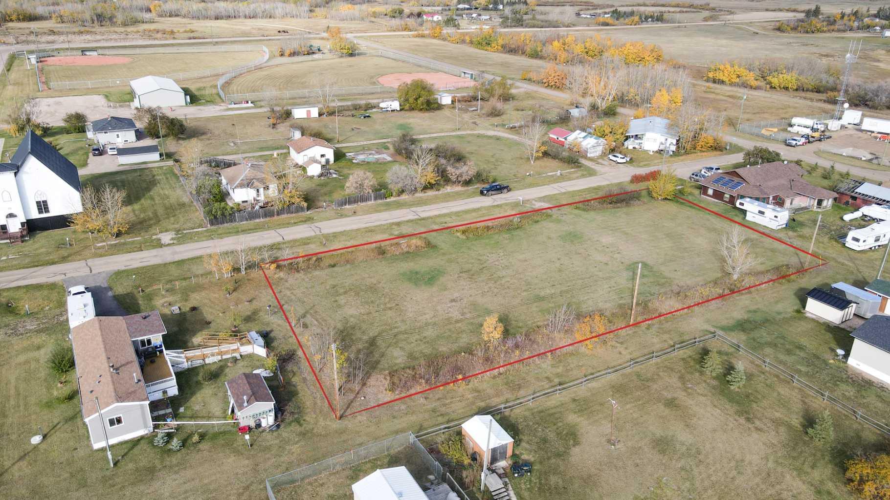 2 2 Street St #204, Gadsby, AB T0C 1K0