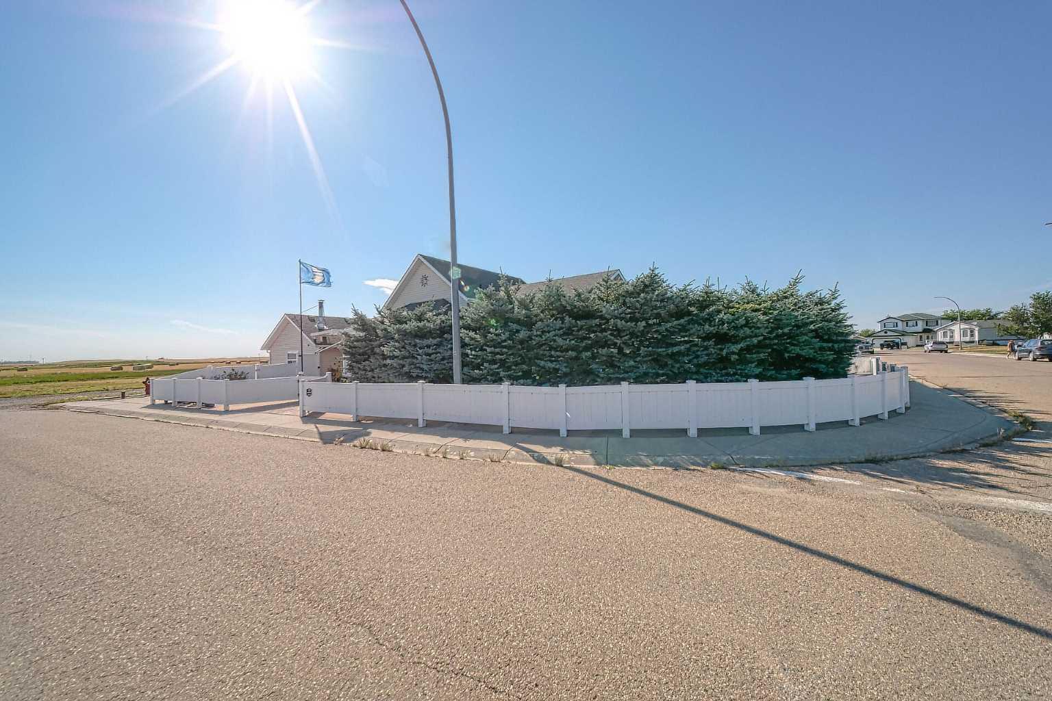 1 Lount Cres, Beiseker, AB T0M 0G0
