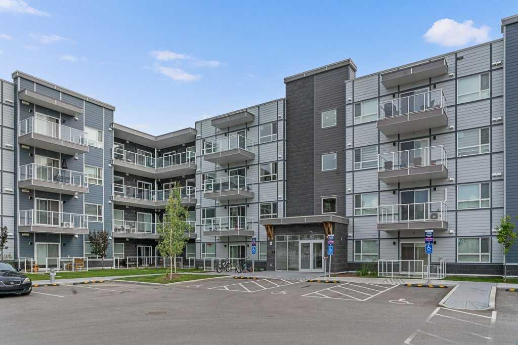 40 Carrington Plaza Nw Unit 320, Calgary, AB T3P 1X7