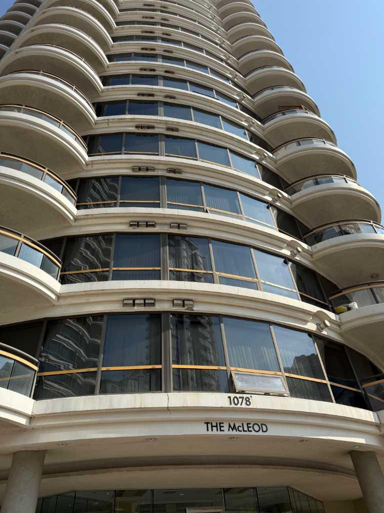 1078 6 Avenue Sw Unit 1302, Calgary, AB T2P 5N6