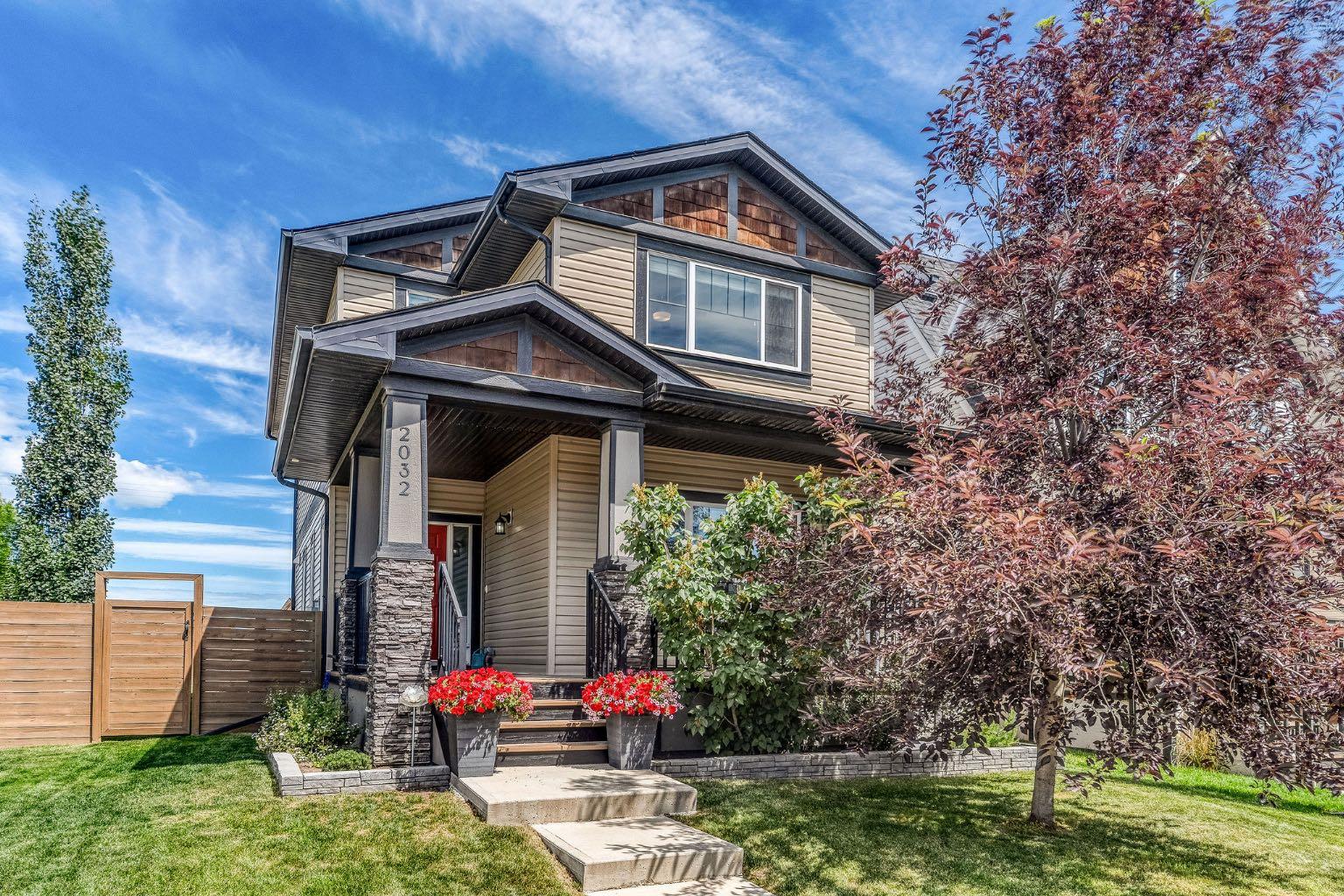 2032 Reunion Link NW, Airdrie, AB T4B 0Z5