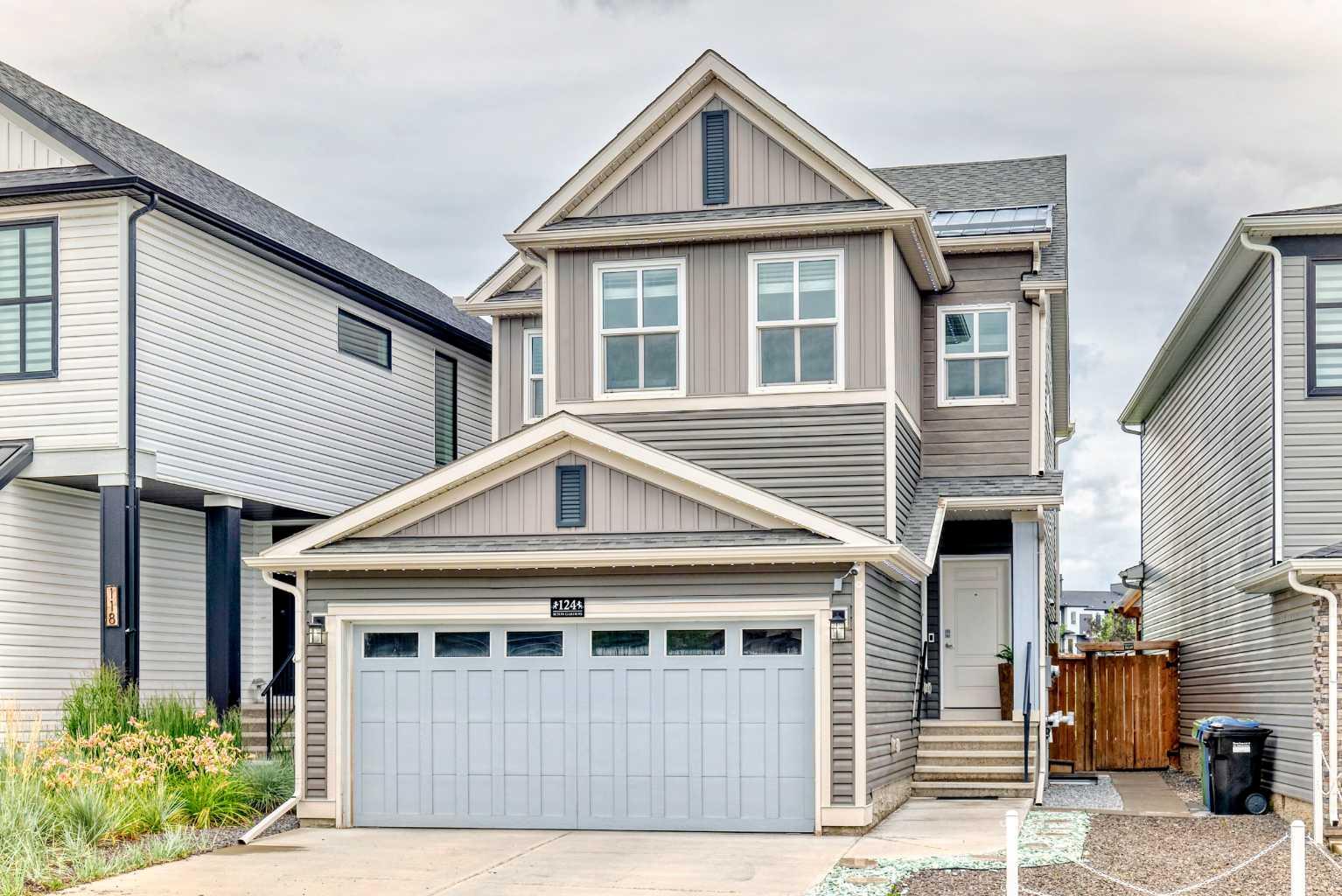 124 Seton Gdns SE, Calgary, AB T3M 2Y8
