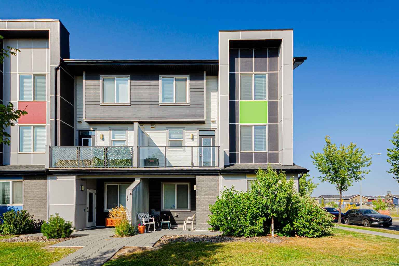 515 Redstone Walk Ne Unit 202, Calgary, AB T3N 1M5