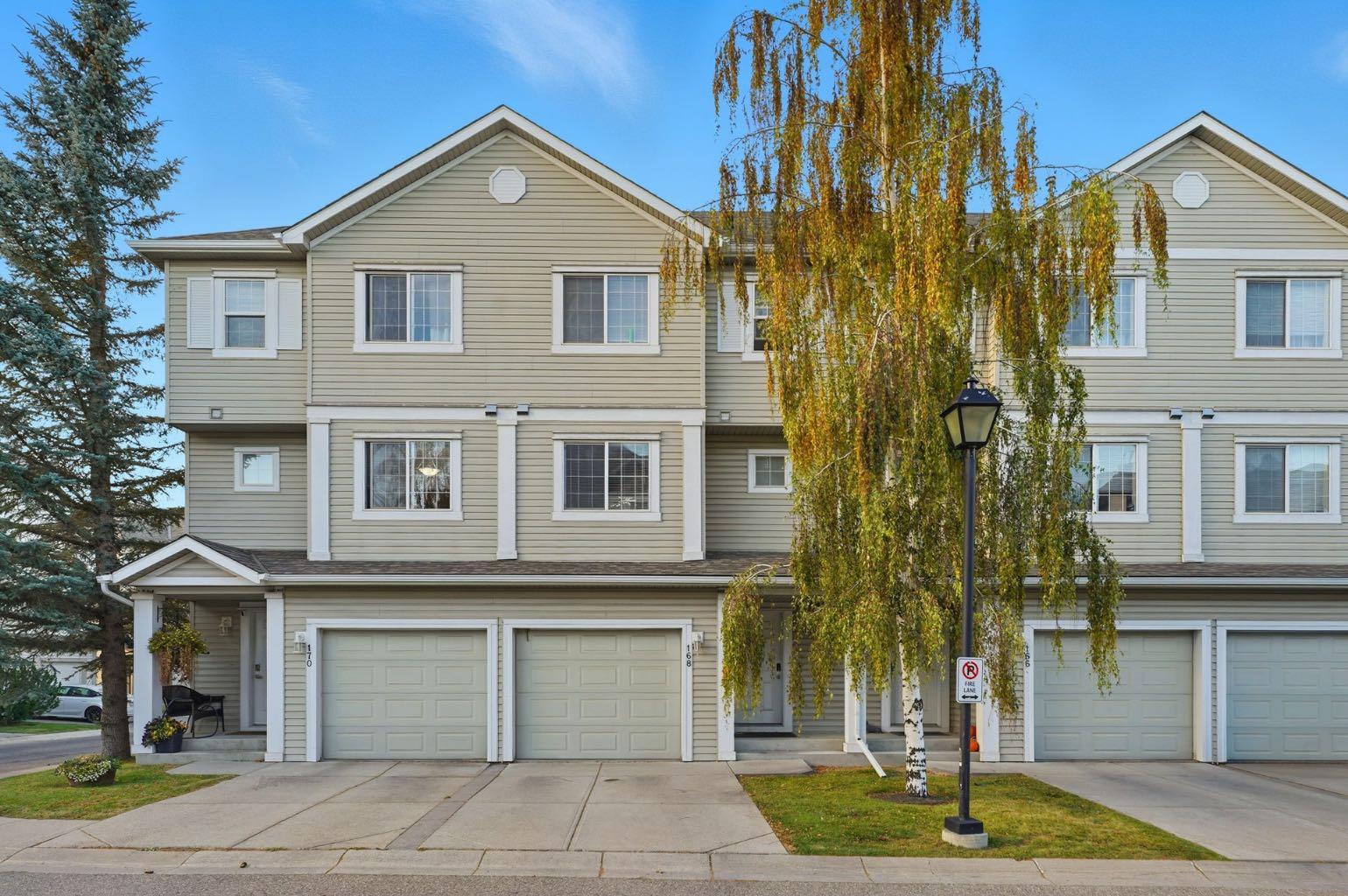 168 Copperfield Ct SE, Calgary, AB T2Z 4L3
