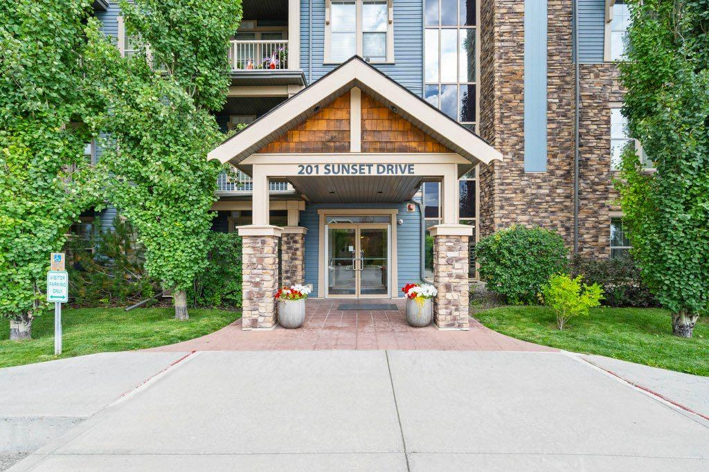 201 Sunset Drive Unit 304, Cochrane, AB T4C 0H5