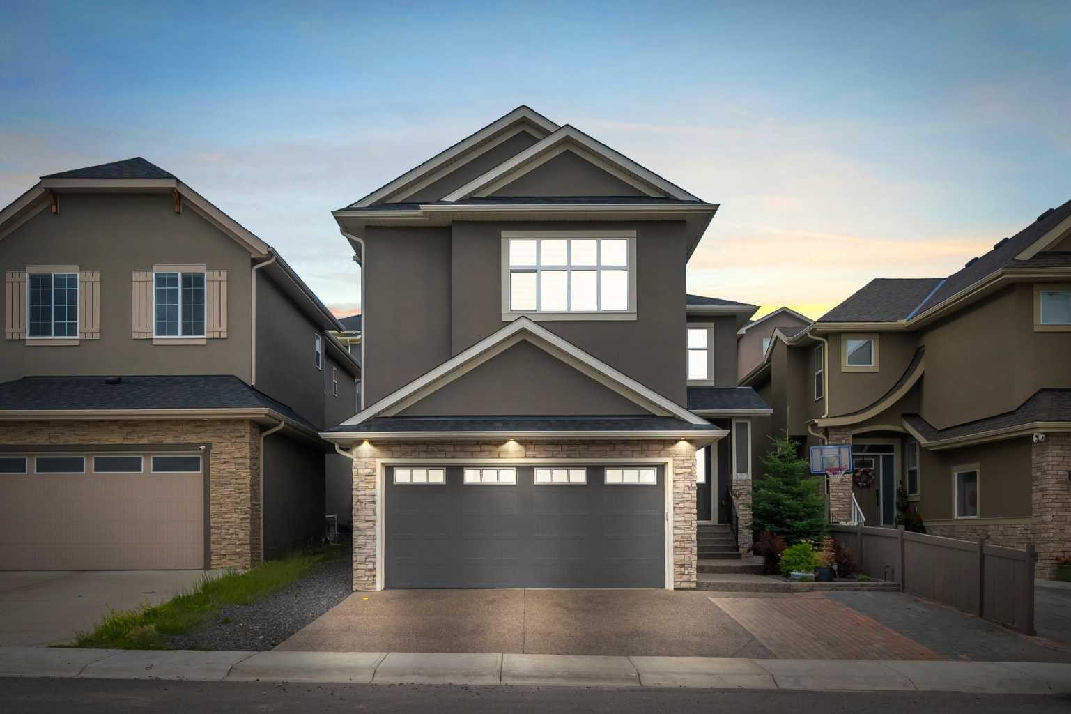127 Evansview Rd NW, Calgary, AB T3P 0L6