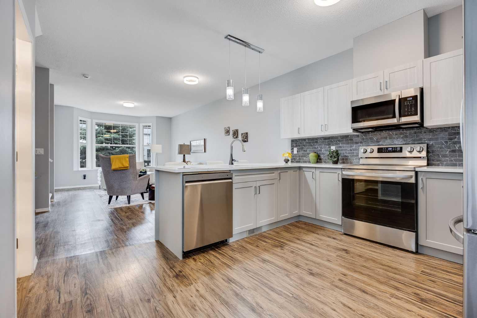 2001 Luxstone Boulevard Sw Unit 603, Airdrie, AB T4B 2Y6