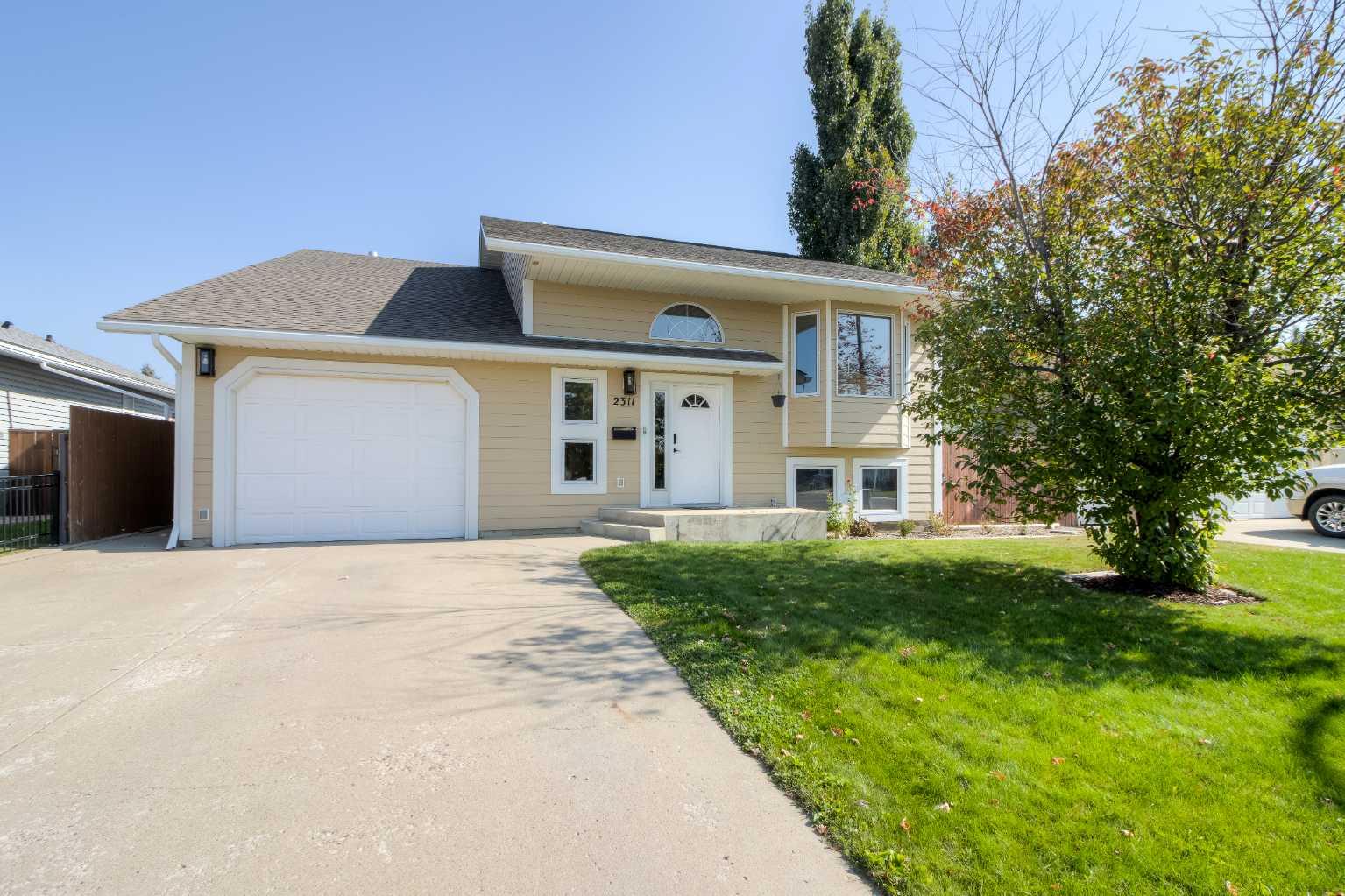 11 Street Unit 2311, Coaldale, AB T1M 1N4