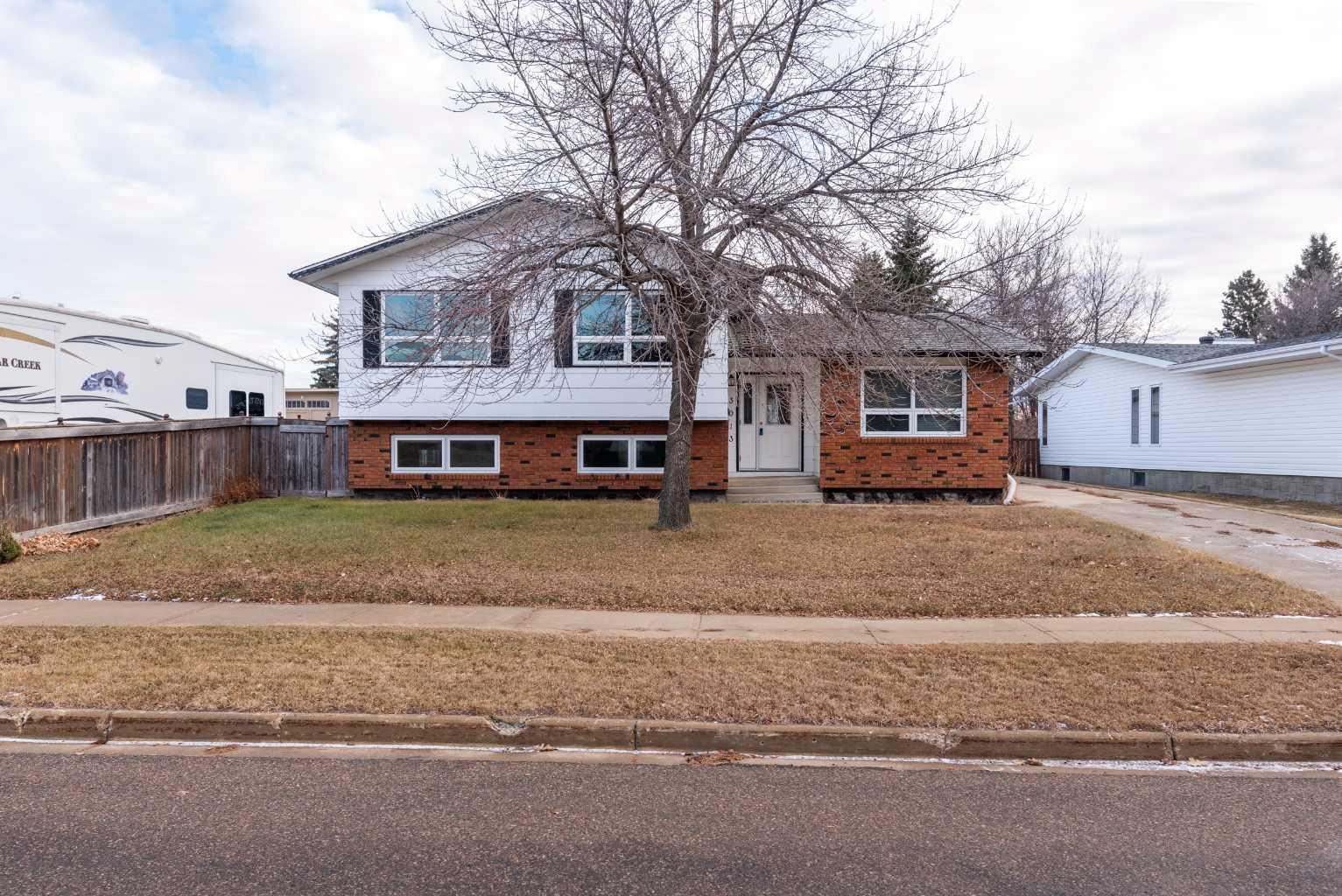 , Lloydminster (Part), AB T9V 1N4 | MLS # | Houseful