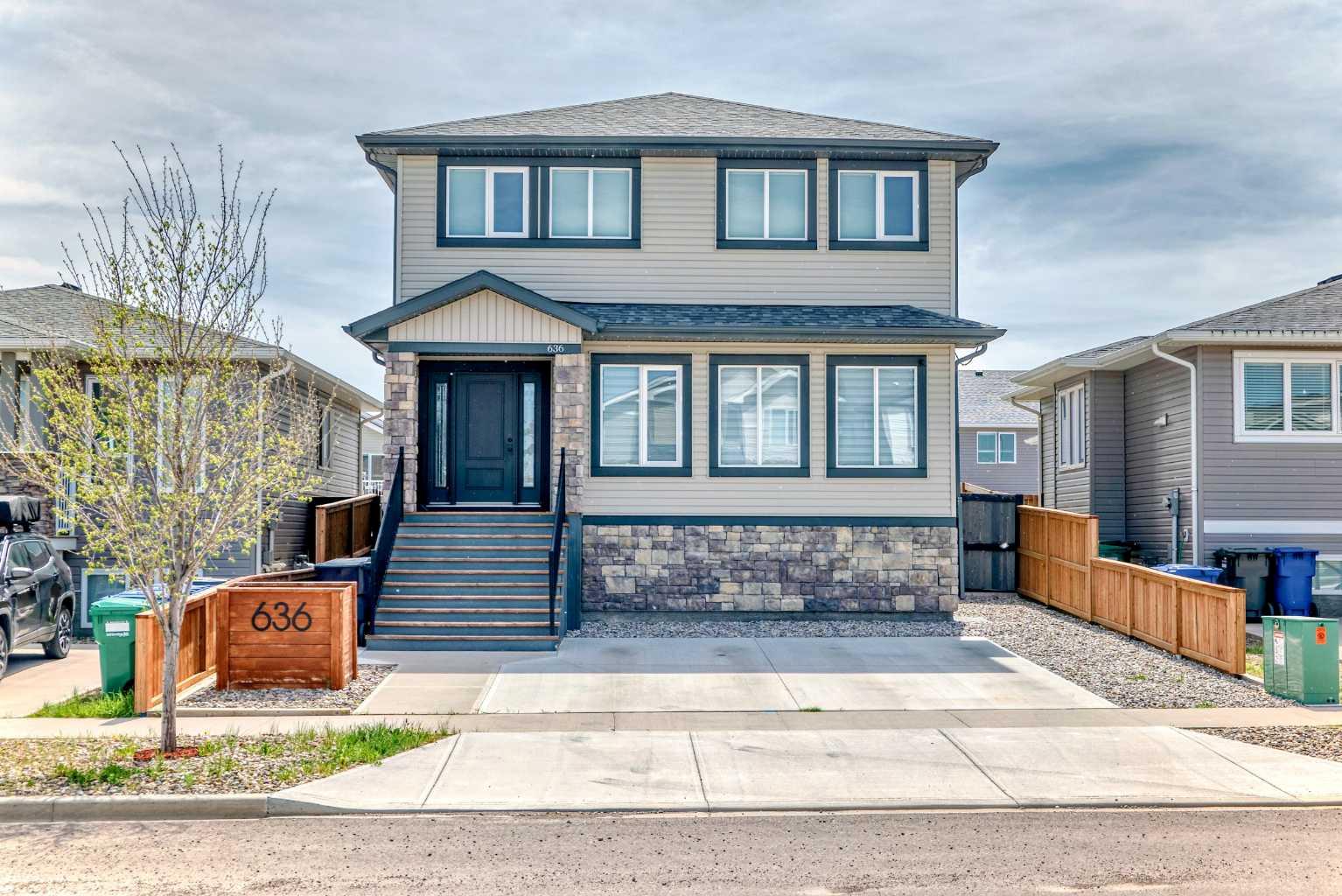 636 Aquitania Blvd W, Lethbridge, AB T1J 5G5