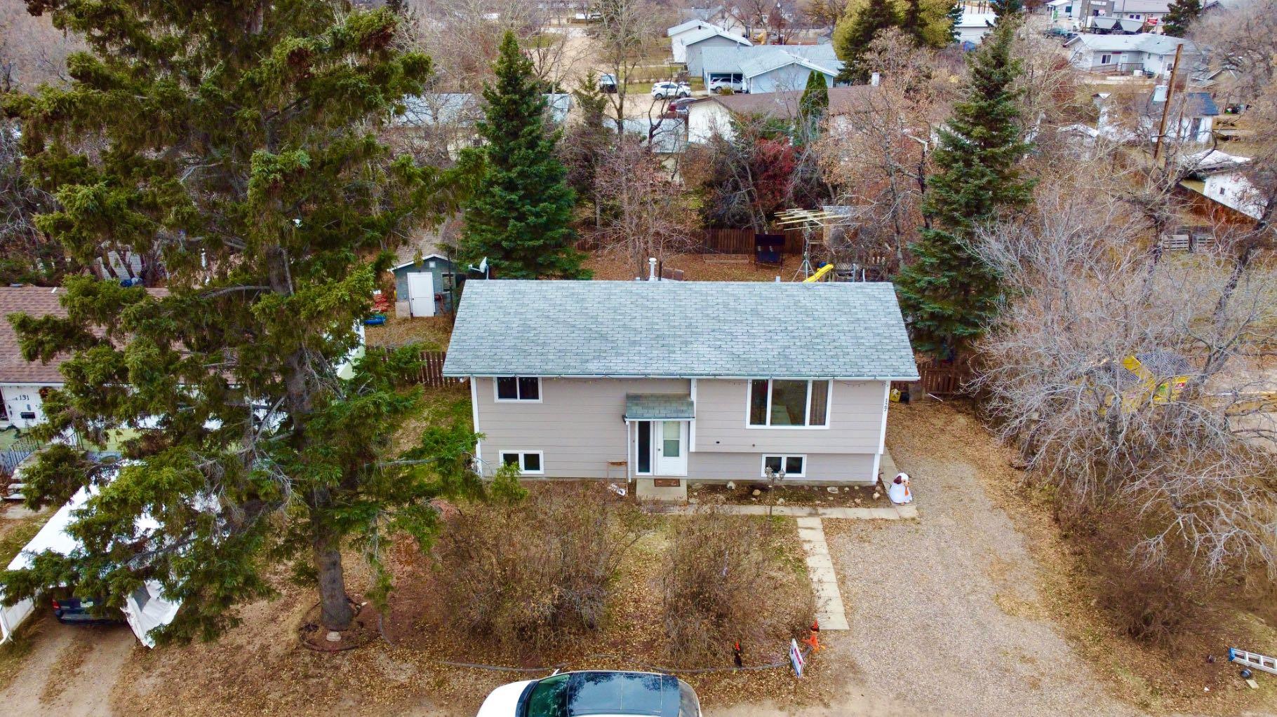 127 3 Street East, St. Walburg, SK S0M 2T0