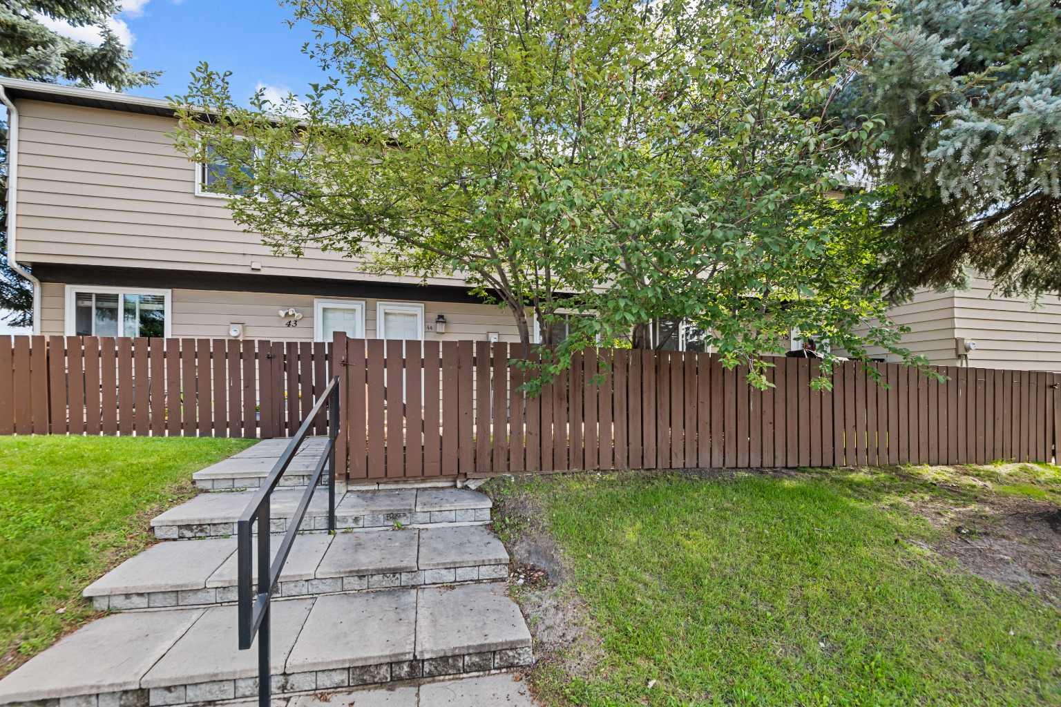7205 4 Street Ne Unit 44, Calgary, AB T2K 5S3