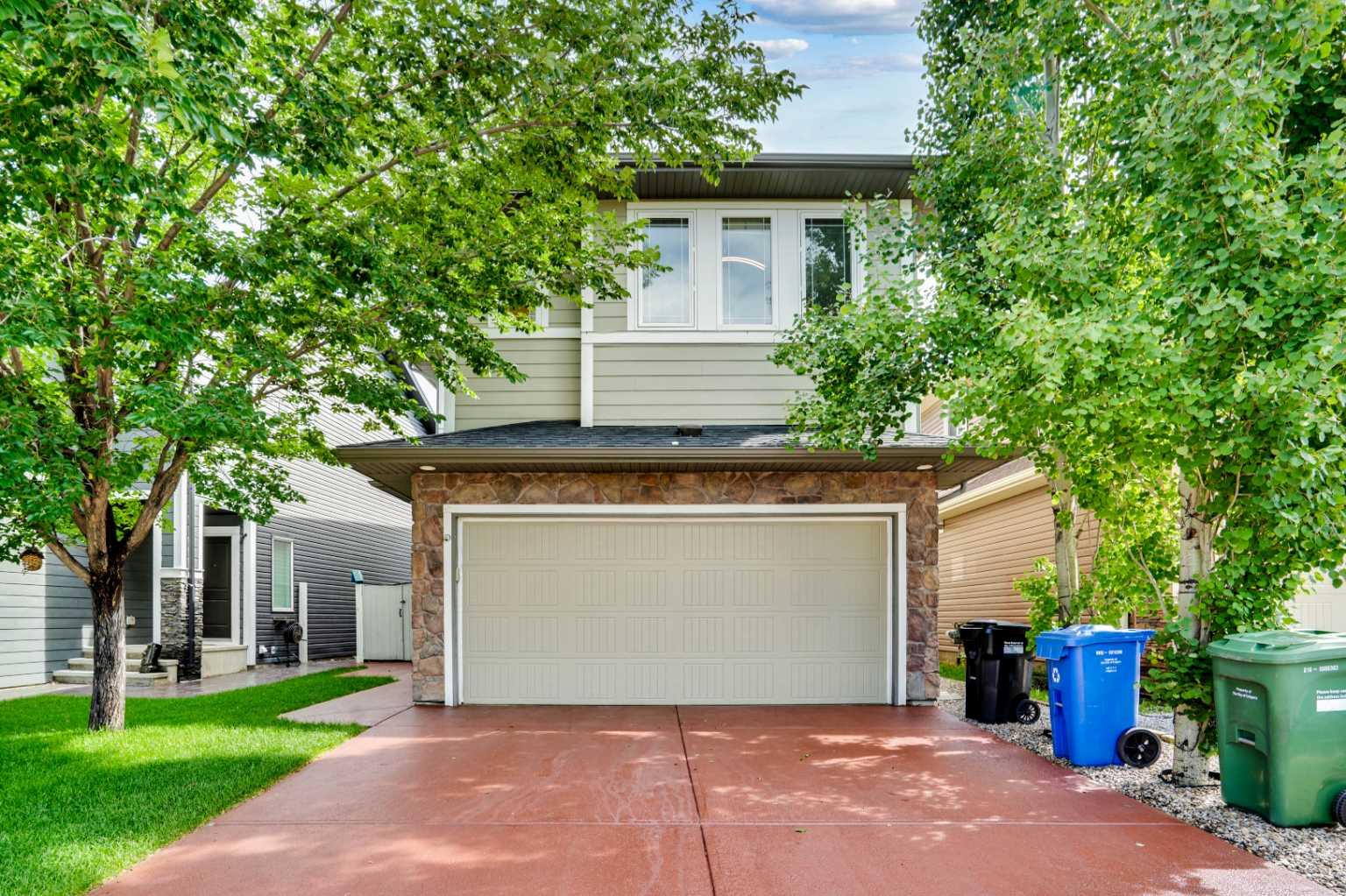 56 Legacy Ter SE, Calgary, AB T2X 0X8