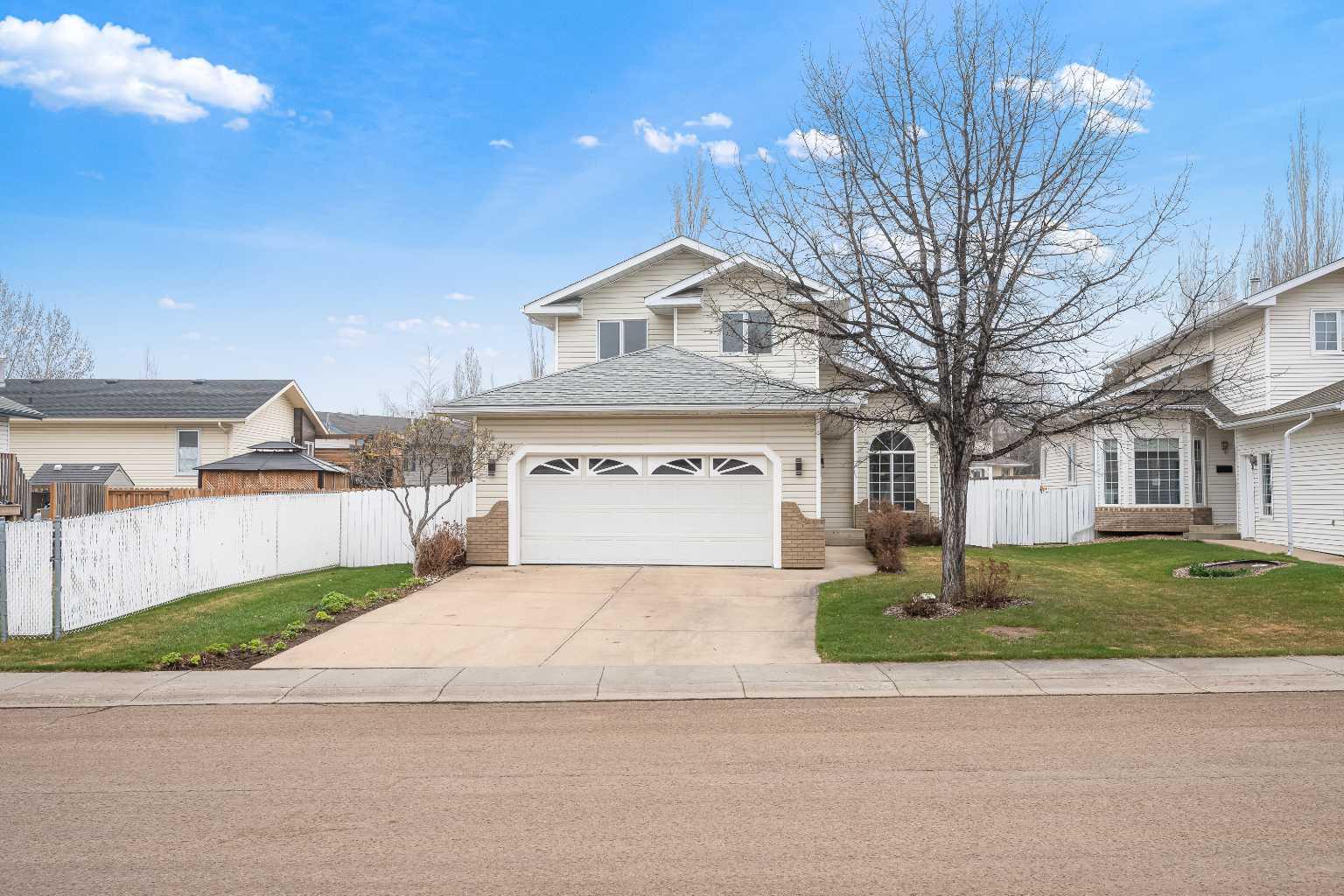 59 Avenueclose Unit 4006 Avenue Close, Lloydminster, AB T9V 2R9