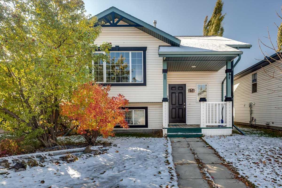 174 Kerr Close, Red Deer, AB T4P 3Y1
