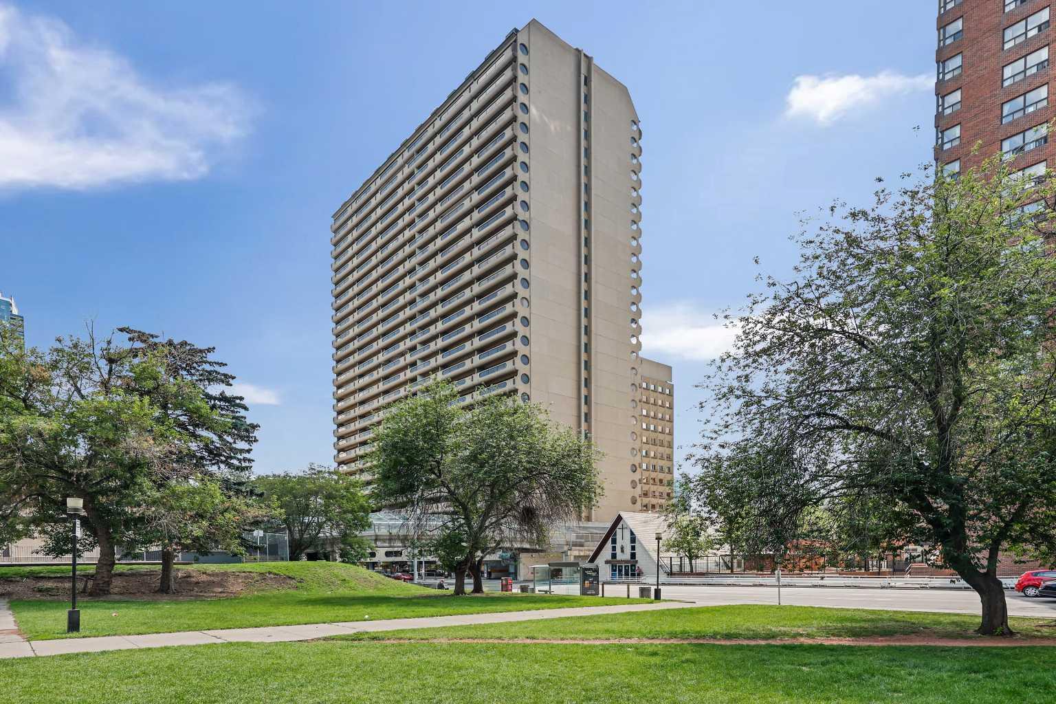 221 6 Avenue Se Unit 2501, Calgary, AB T2G 0G4