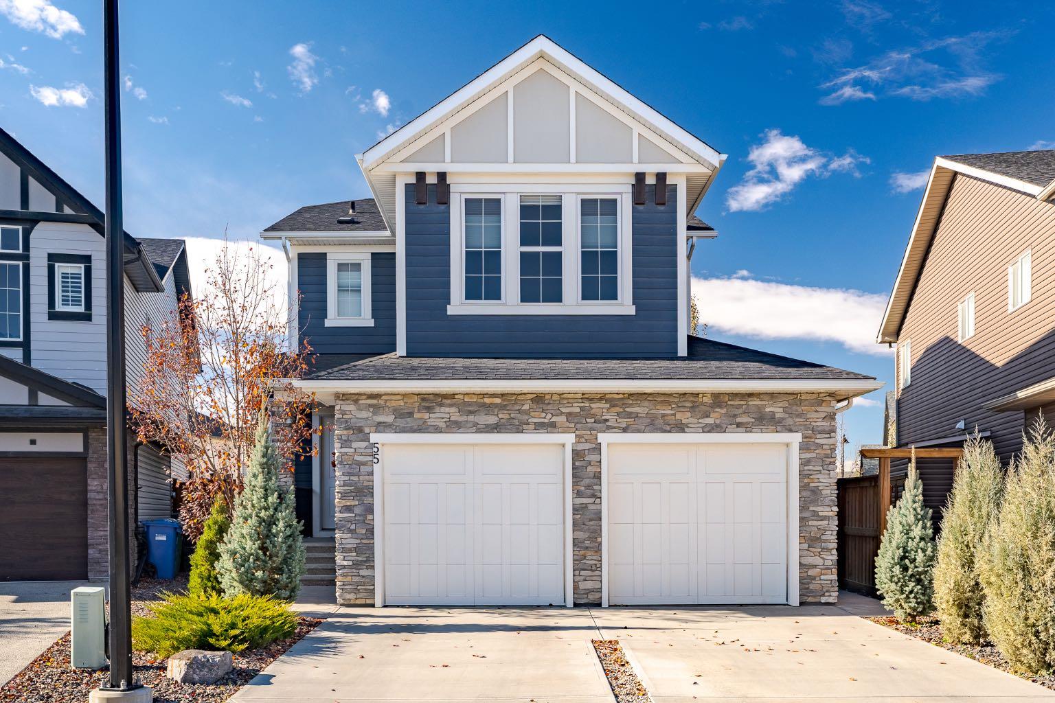 55 Legacy Woods Bay SE, Calgary, AB T2X 2G4