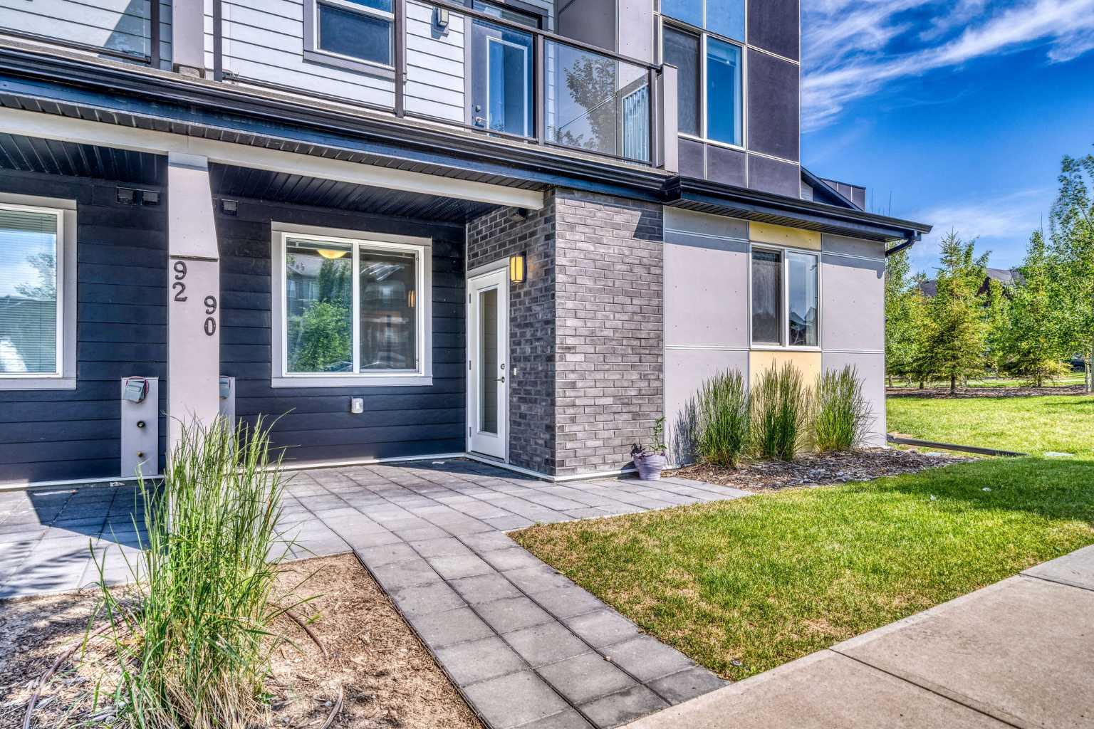 90 Redstone Way NE, Calgary, AB T3N 1M6