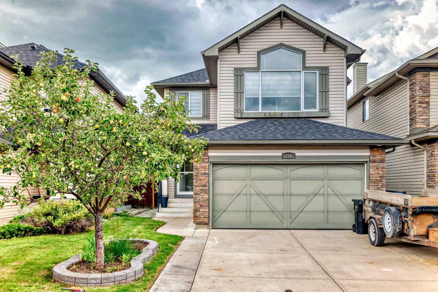 246 New Brighton Mews SE, Calgary, AB T2Z 4J3