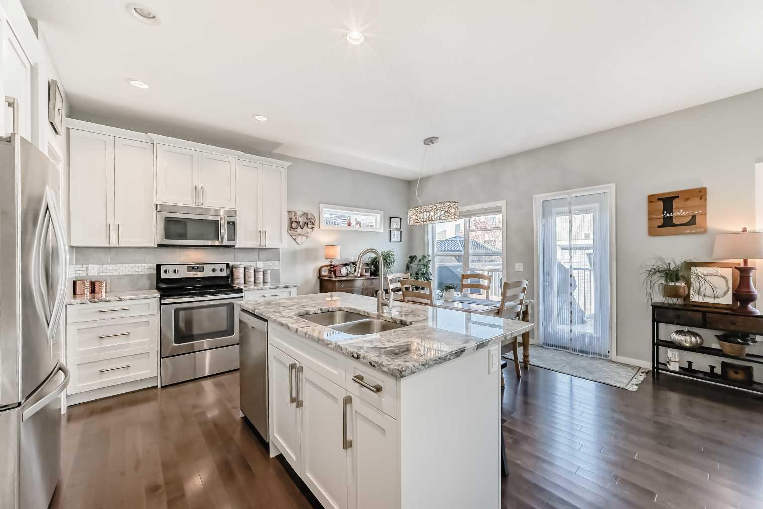 4 Bethune Way, Carstairs, AB T0M 0N0