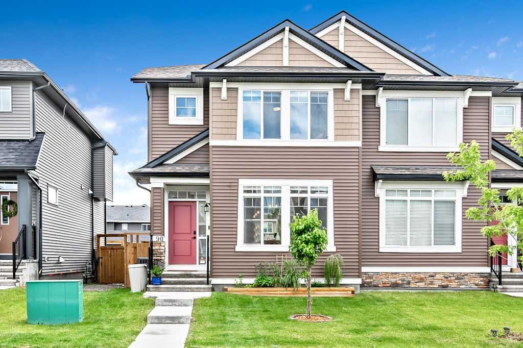90 Wolf Gate, Okotoks, AB T1S 5T9