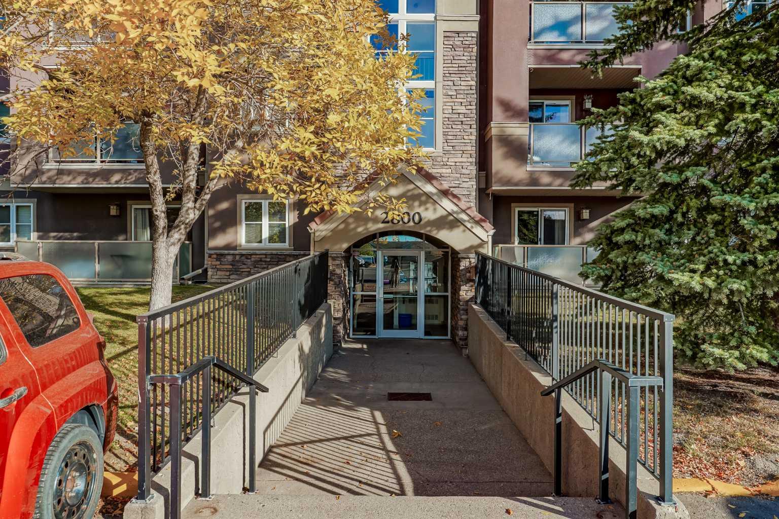 2834 Edenwold Heights Nw Unit 34, Calgary, AB T3A 3Y5