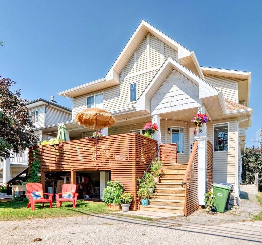 18 34 Avenue Southwest #1, Calgary, AB T2S 2Z2