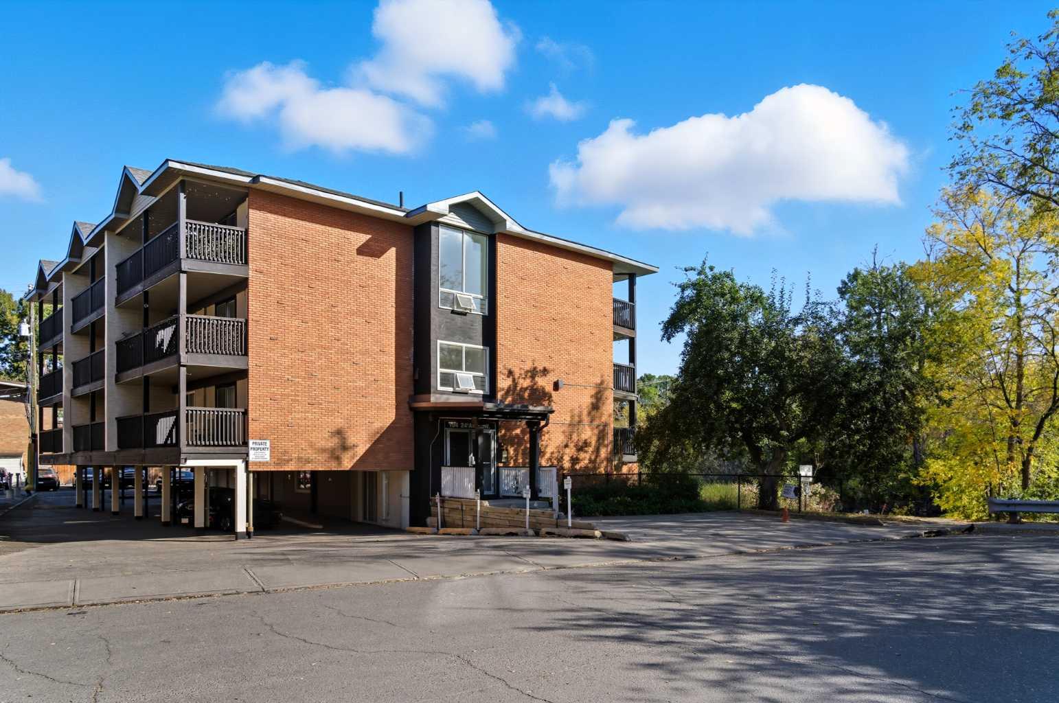 104 24 Avenue Sw Unit 206, Calgary, AB T2S 0J9