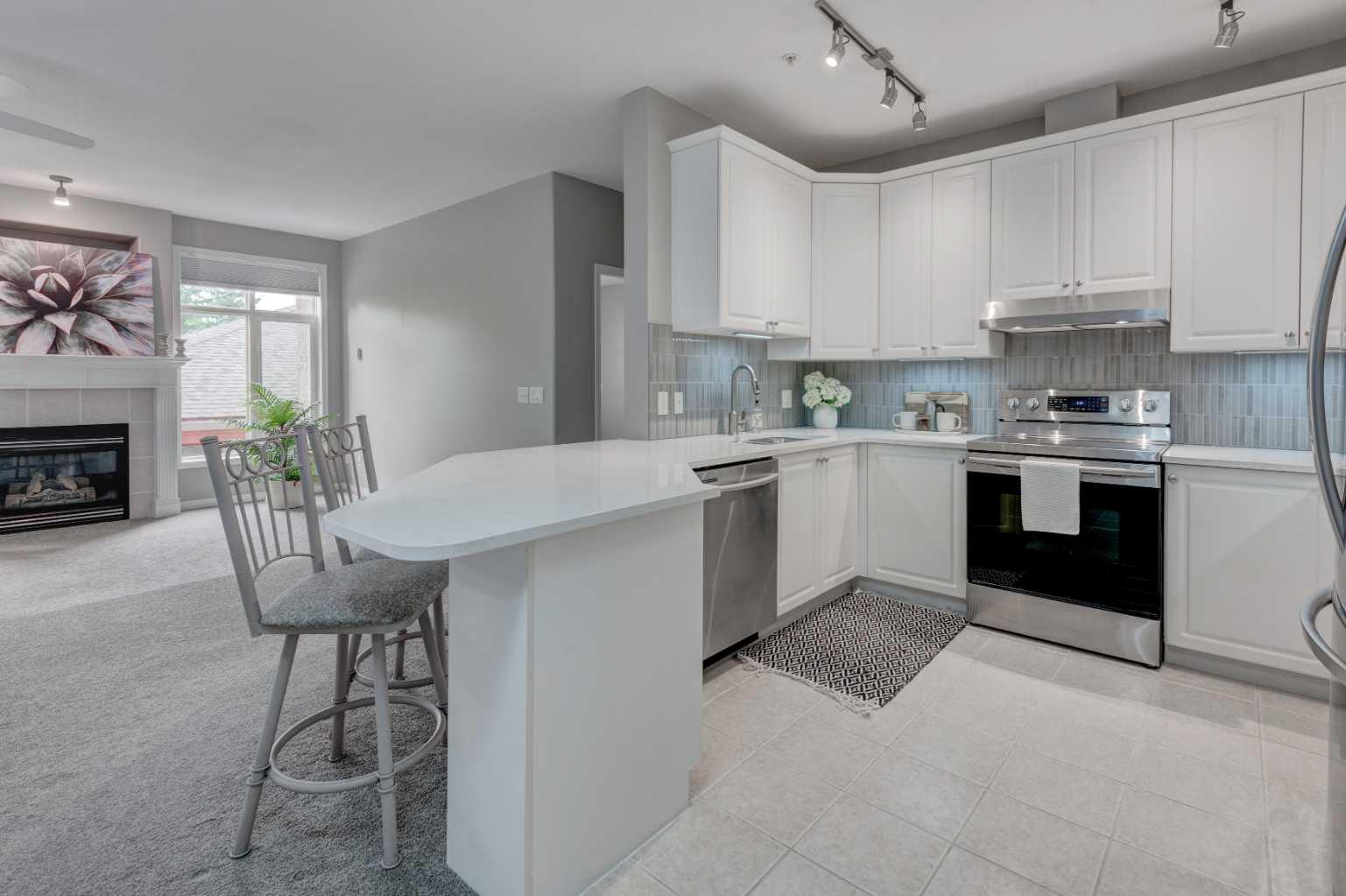 1211 Lake Fraser Green Se Unit 1211, Calgary, AB T2J 7H6