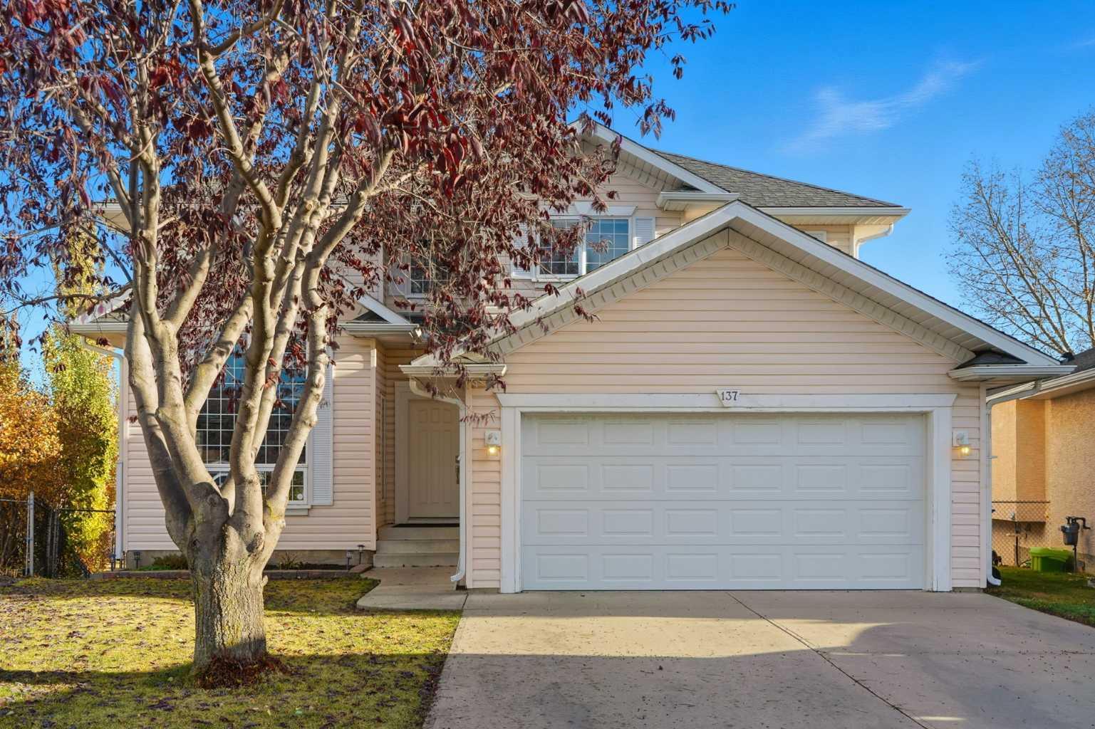 137 Sceptre Ct NW, Calgary, AB T3L 1X9