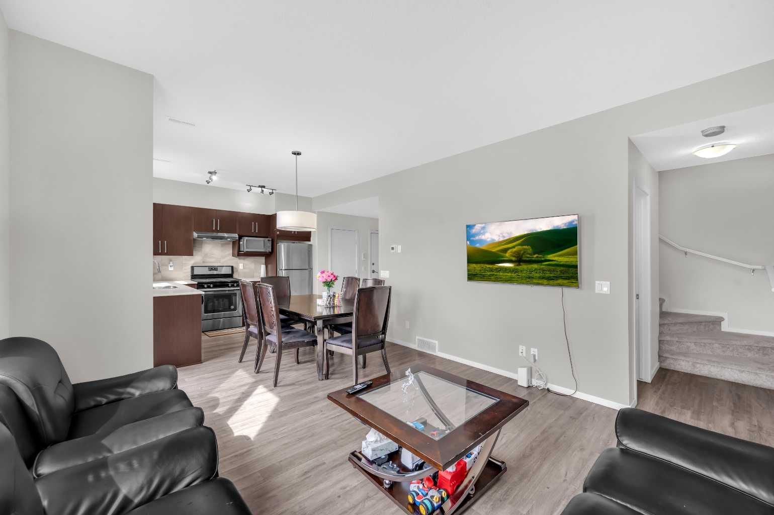 515 Redstone Walk Ne Unit 202, Calgary, AB T3N 1M5