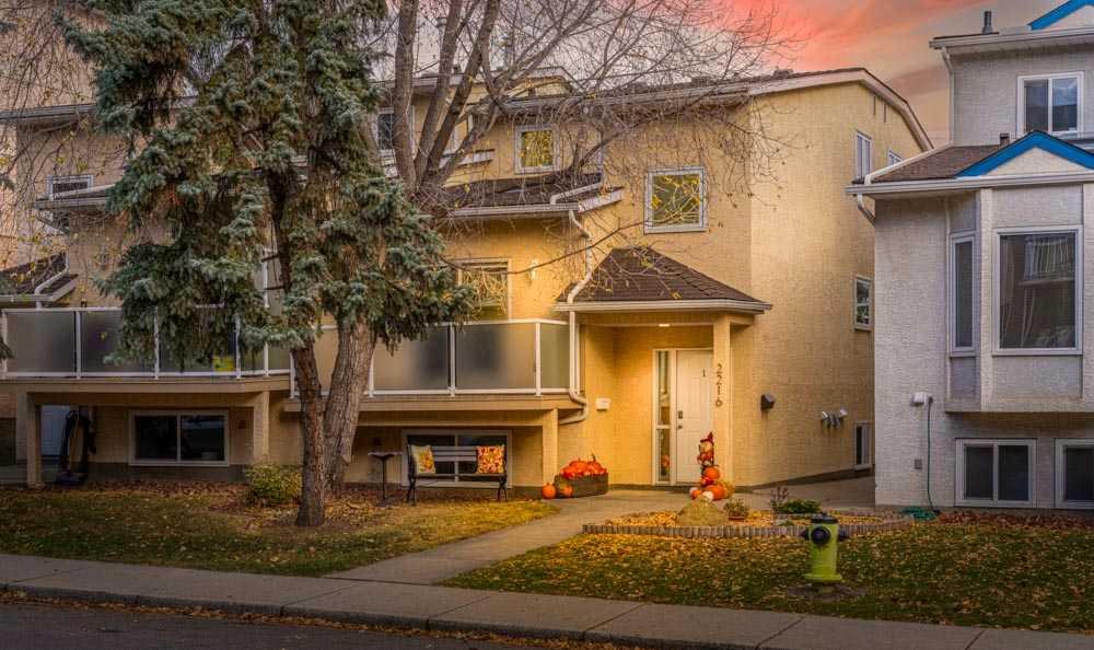 2216 29 Street Sw Unit 1, Calgary, AB T3E 2K2