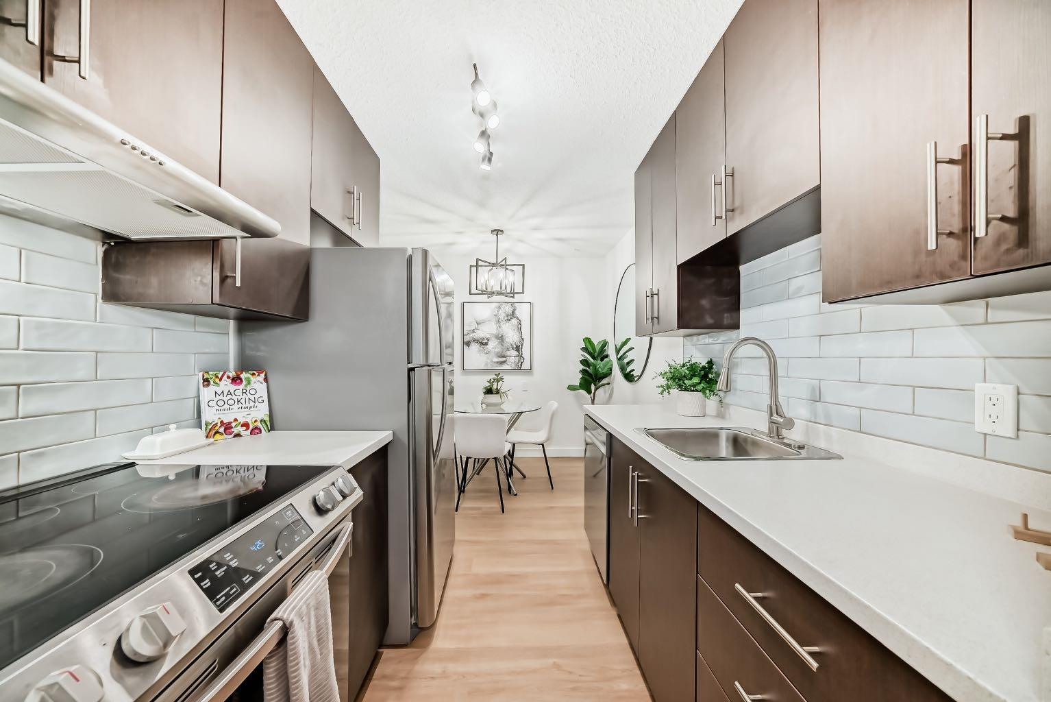 4001 49 Street Nw Unit 2204 #b, Calgary, AB T3A 2C9