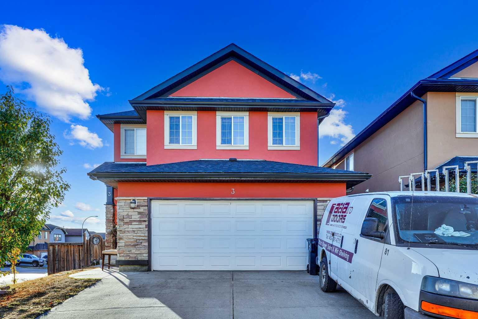 3 Saddleland Cres NE, Calgary, AB T3J 5K9