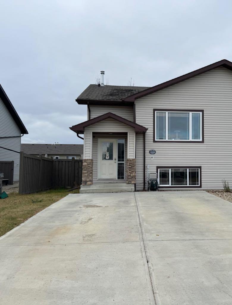 102 Street Unit 12026 #a, Grande Prairie, AB T8V 0M8