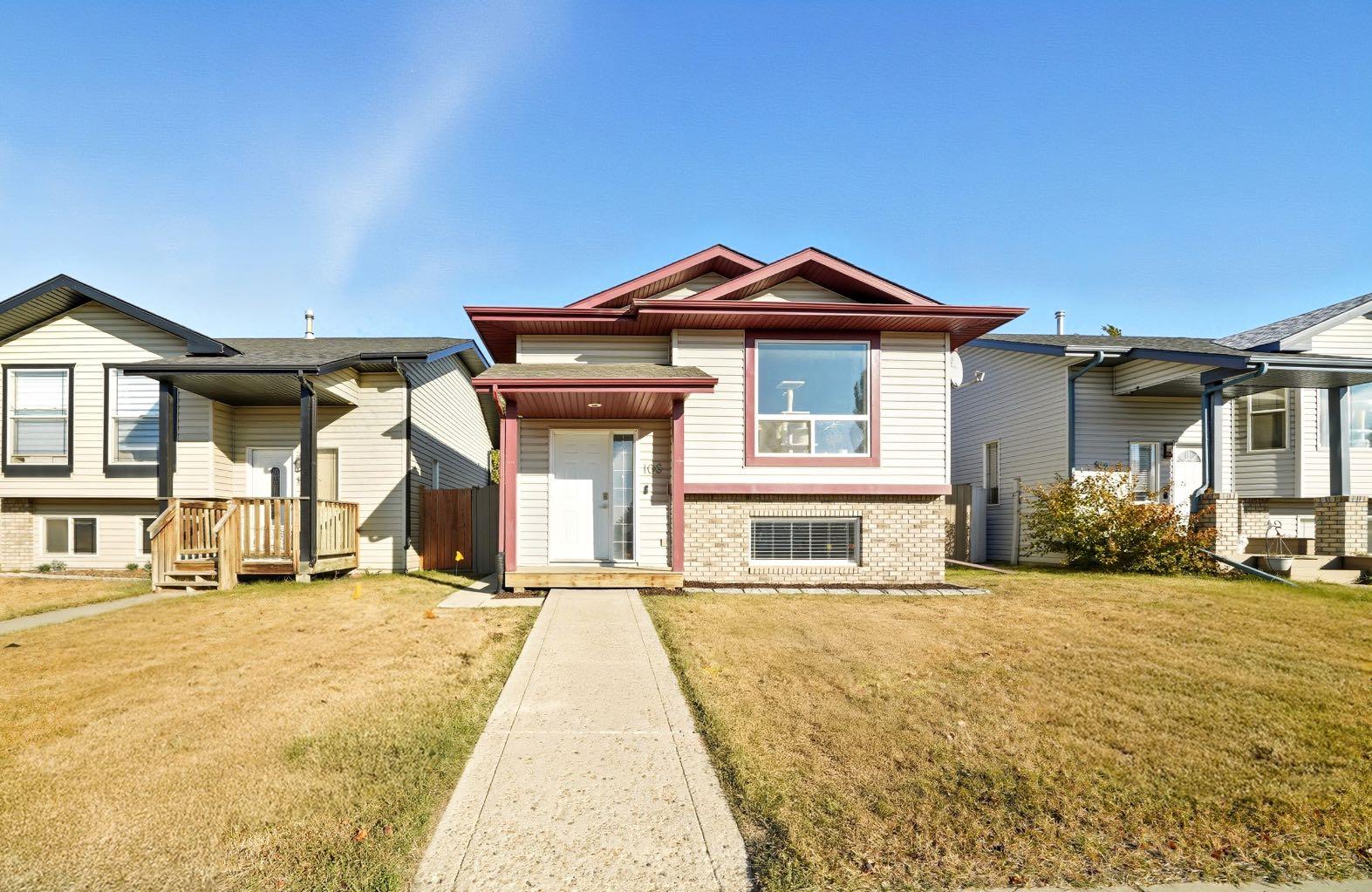 106 Drummond Close, Red Deer, AB T4R 3E2